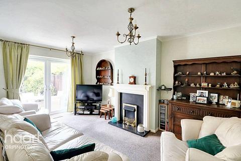 115 Charterhouse Road, Orpington, BR6 9EN