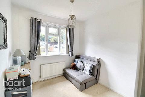 115 Charterhouse Road, Orpington, BR6 9EN