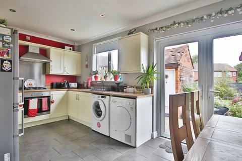 3 bedroom end of terrace house for sale, Ramsden Avenue, Barton-Upon-Humber, DN18 5LL