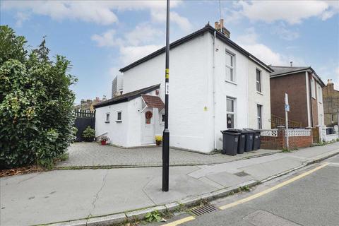 2 bedroom semi-detached house for sale, Church Road, Croydon