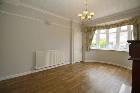 3 bedroom end of terrace house to rent, Whitehouse Ave, Loughborough, LE11