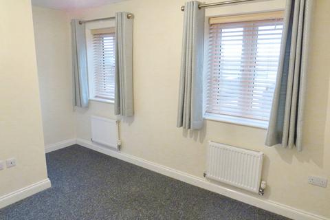 2 bedroom end of terrace house to rent, Highgrove Court, Spalding PE11