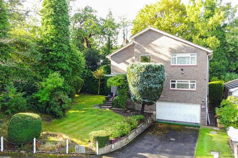 5 bedroom detached house for sale, The Dell, Pinner HA5