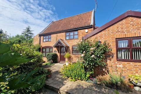 3 bedroom barn conversion for sale, Foxes Loke, Loddon