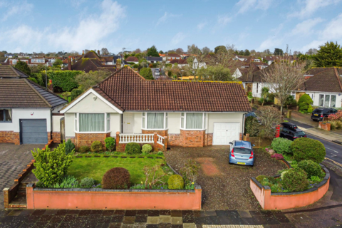 4 bedroom bungalow for sale, Benett Drive, Hove, East Sussex, BN3