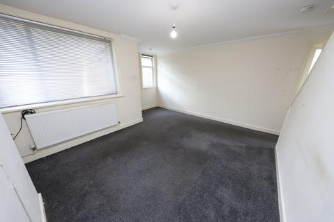 2 bedroom terraced house to rent, Cefnpennar, Mountain Ash CF45
