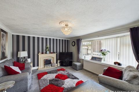 25 Birchtree Gardens, Blackpool, FY3 9XF