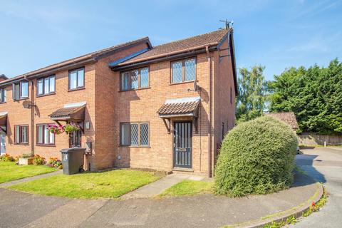 3 bedroom end of terrace house to rent, Partridge Grove, Swaffham