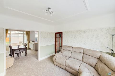 3 bedroom semi-detached house for sale, Beresford Ave, Wirral CH63