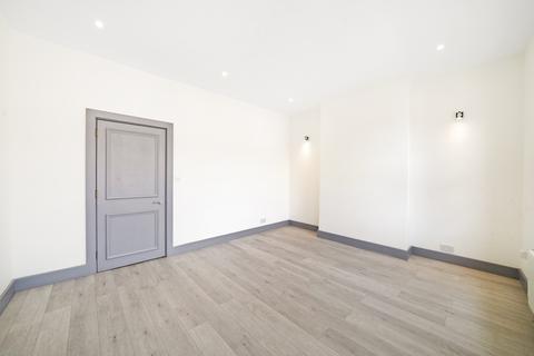 3 bedroom duplex to rent, Tylney Road, London, E7