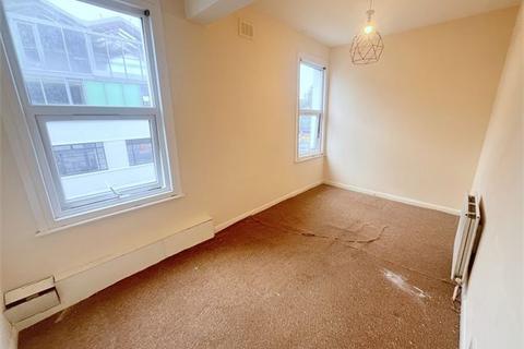 1 bedroom flat for sale, Blenheim Grove, Peckham,