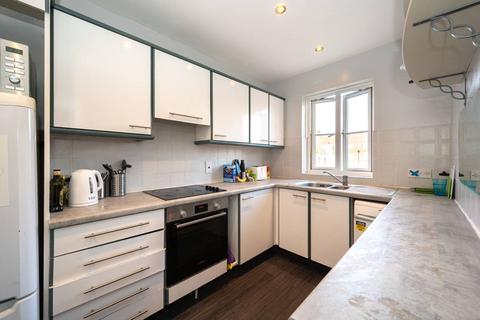 2 bedroom flat to rent, Daventry Street, Marylebone, London, NW1