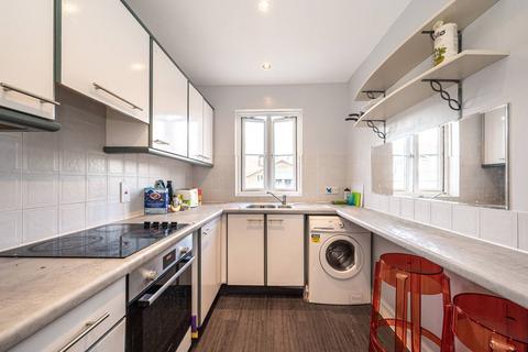 2 bedroom flat to rent, Daventry Street, Marylebone, London, NW1