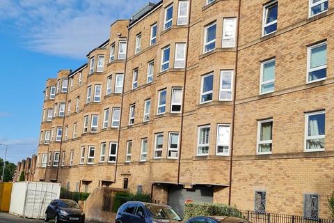 2 bedroom apartment to rent, Tantallon Road, Shawlands G41