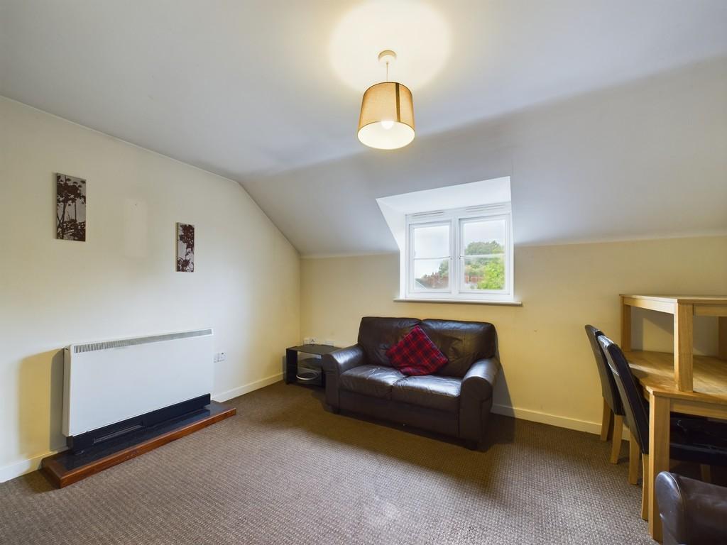 Cam01835 g0 pr0080 still003