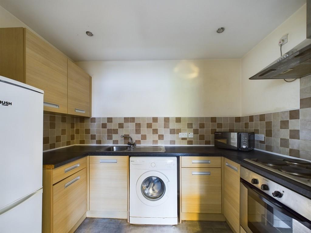 Cam01835 g0 pr0080 still002