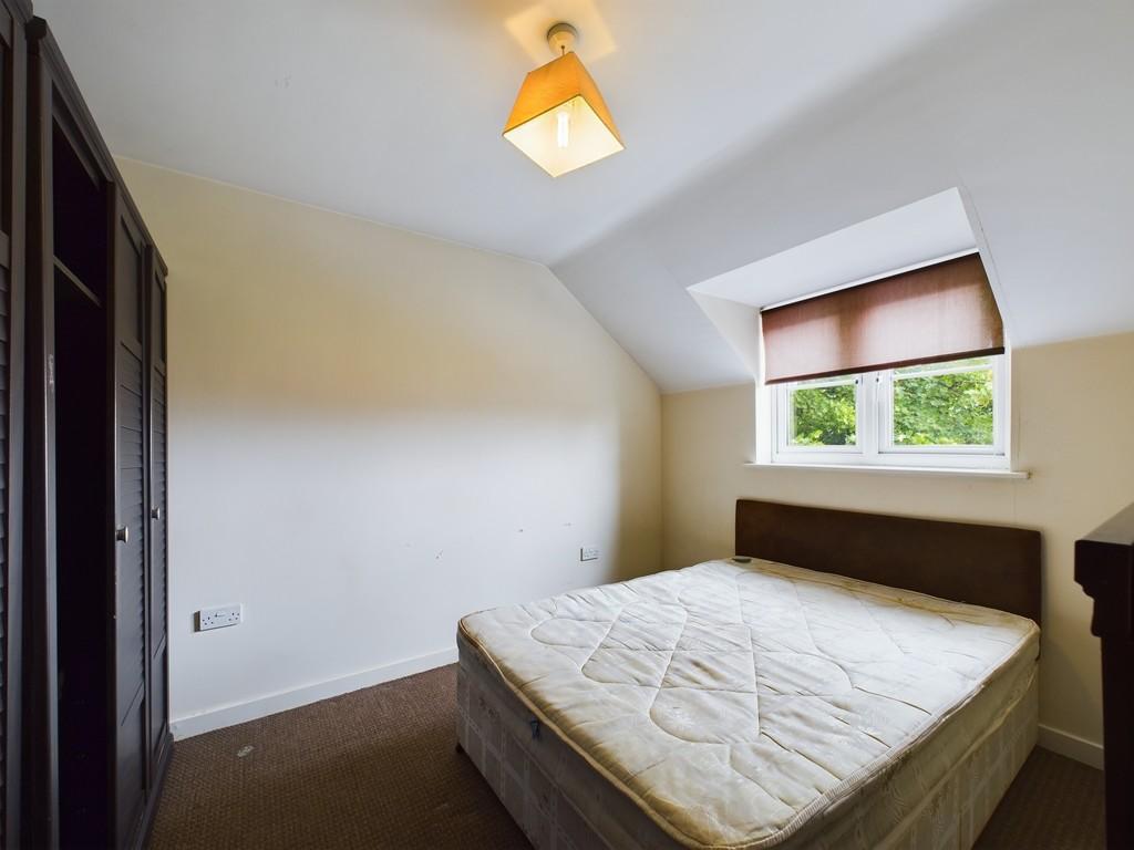 Cam01835 g0 pr0080 still004