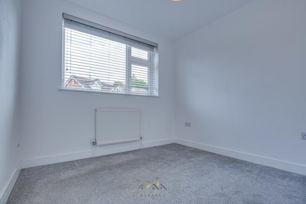 Bedroom 2.1