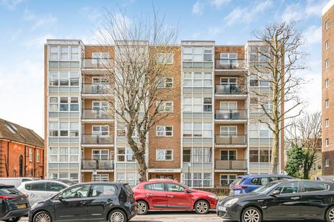 3 bedroom flat for sale, The Drive, Hove, East Sussex, BN3