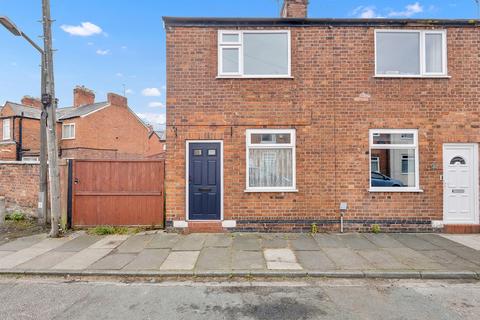 2 bedroom end of terrace house for sale, Gladstone Street, Castle, Northwich