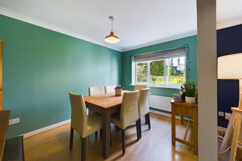 30 Bracken Close, Lichfield, WS14 9RU