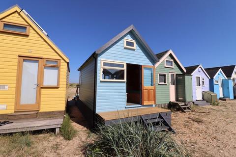 1 bedroom property for sale, Mudeford Sand Spit, Hut 159.