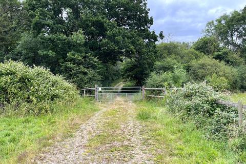 Detached house to rent, New Road