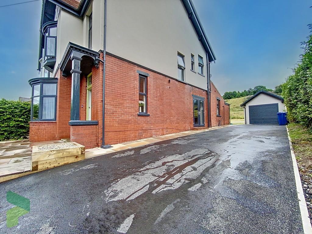Exterior Driveway and Garage