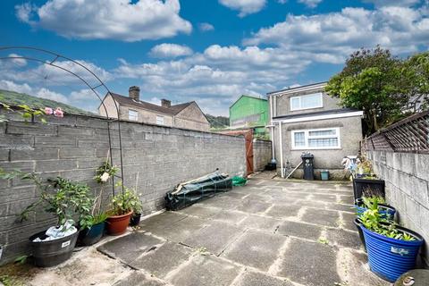 3 bedroom end of terrace house for sale, Regent Street West, Briton Ferry, Neath Port Talbot, SA11 2RF