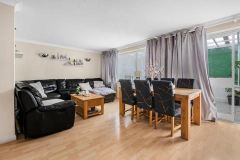 3 bedroom terraced house for sale, Sandringham Drive, Hove, East Sussex, BN3