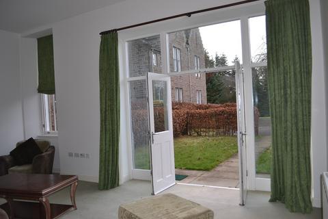 3 bedroom terraced house to rent, North Road, Dundee DD2