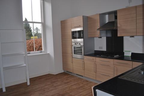 3 bedroom terraced house to rent, North Road, Dundee DD2
