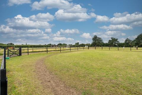 5 bedroom detached house for sale, Mill Road, Burgh Castle