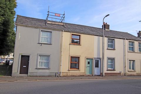 2 bedroom terraced house to rent, Little Water Street, Carmarthen