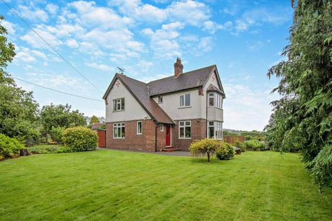 4 bedroom detached house for sale, Old Coach Road, Broxton