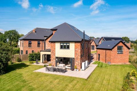 5 bedroom detached house for sale, 12 Bearstone View, Norton-in-Hales, Market Drayton