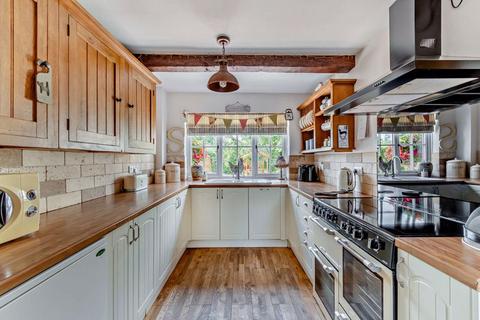 Myrtle Cottage Greaves Lane, Threapwood, Malpas, SY14 7AS