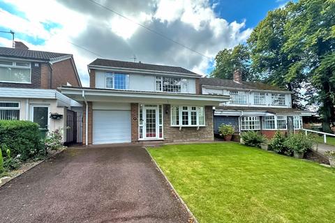 3 bedroom detached house for sale, Moss Close, Walsall