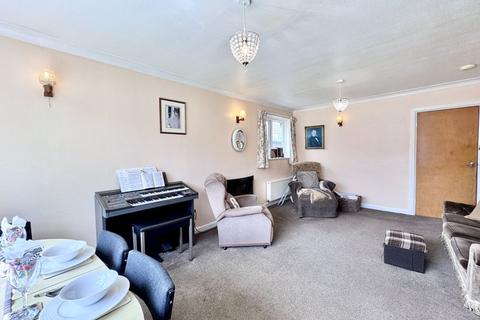 3 bedroom detached bungalow for sale, Rowallan Road, Four Oaks, Sutton Coldfield, B75 6RH