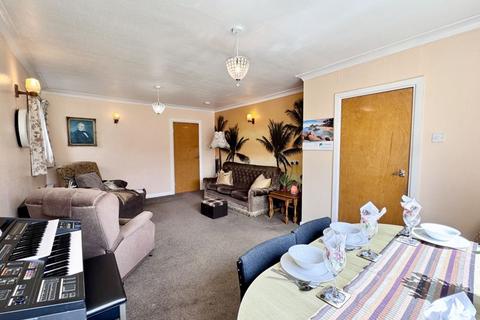 33 Rowallan Road, Sutton Coldfield, B75 6RH