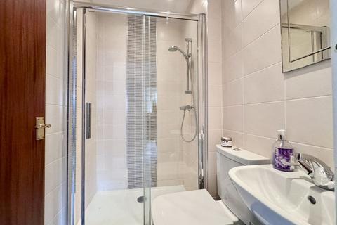 33 Rowallan Road, Sutton Coldfield, B75 6RH