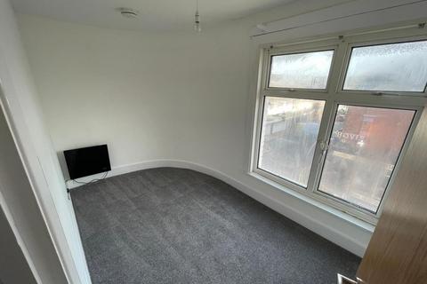 1 bedroom flat to rent, Wyndham House, Malling Road, Snodland, ME6 5DD