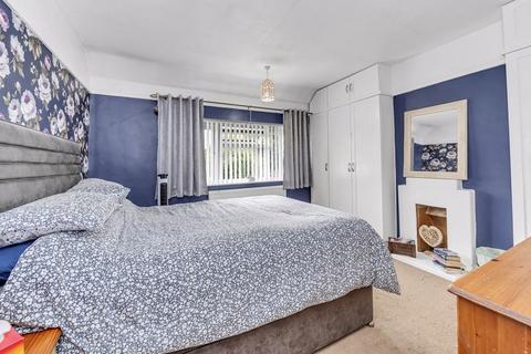 3 bedroom semi-detached house for sale, Waveney Road, Bury St. Edmunds