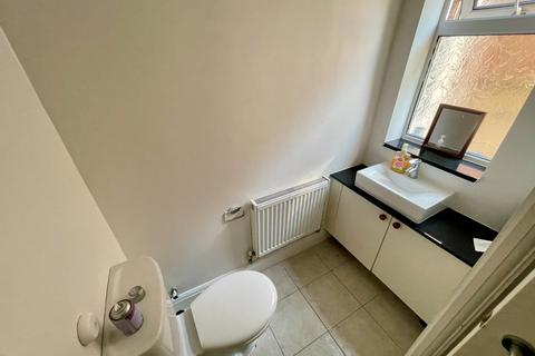 3 bedroom semi-detached house for sale, Reginald Street, Luton, Bedfordshire, LU2 7RB