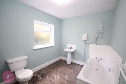 2 bedroom terraced house for sale, Bank Top, Manchester M24