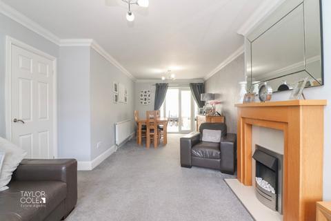 3 bedroom link detached house for sale, Cromwell Road, Coton Green