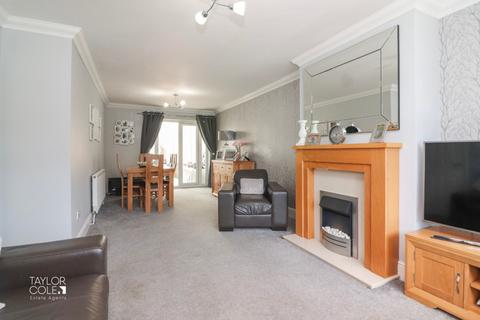 3 bedroom link detached house for sale, Cromwell Road, Coton Green