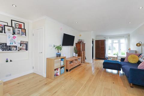 3 bedroom terraced house for sale, Knowle Road, Twickenham