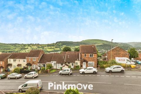 4 bedroom detached house for sale, Cotswold Way, Risca - REF# 00018644
