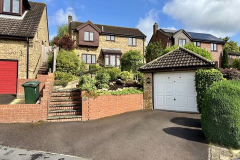 3 bedroom detached house for sale, Foscote Rise, Banbury - No Onward Chain